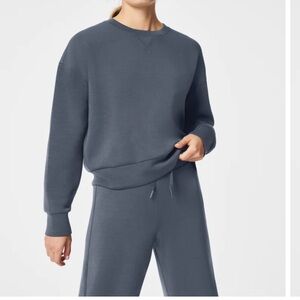 NWT Women’s Spanx Airessential Crew, Storm, Med